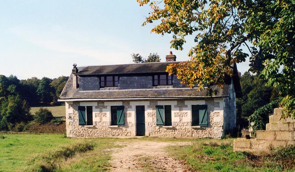 Gite D'Aigues Vives Villa Cere-la-Ronde ภายนอก รูปภาพ