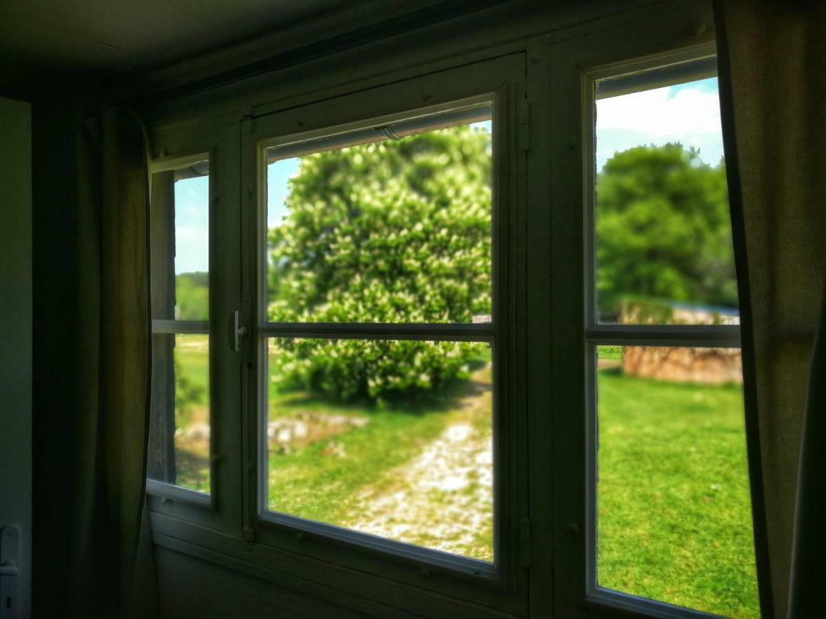 Gite D'Aigues Vives Villa Cere-la-Ronde ภายนอก รูปภาพ